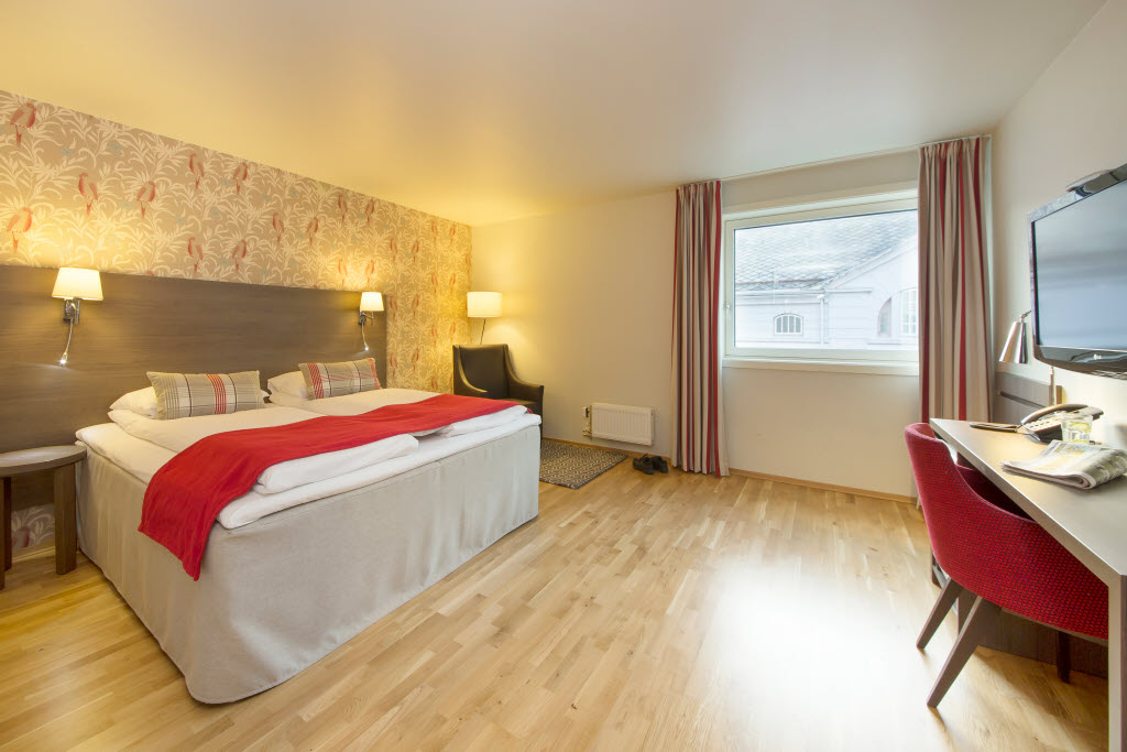 Copyright: Tord-Erik Andresen, Hotellfoto.no, +4798826280, Post@hotellfoto.no Tilgjengelighetsrom med dobbeltseng, Scandic Bakklandet